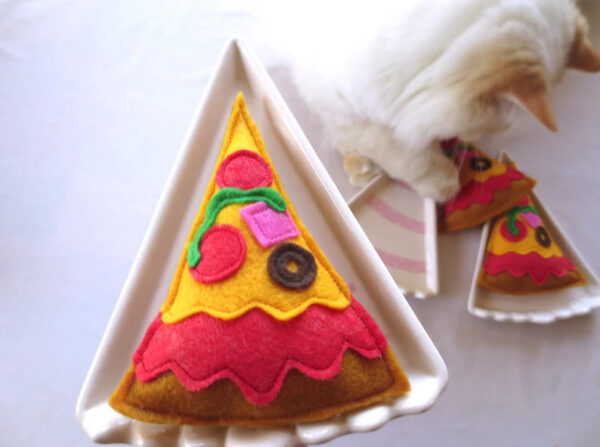 Cat toys Catnip Pizza Catnip toy for cat gift for cat lover organic catnip toy unique cat toy cute cat toy handmade felt cat toy birthday