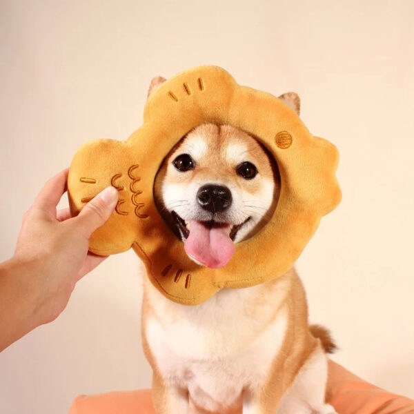 Taiyaki Squeaky Boop Ring Dog Toy Pet Toy Fish Shaped Dessert Snack Food Plushie